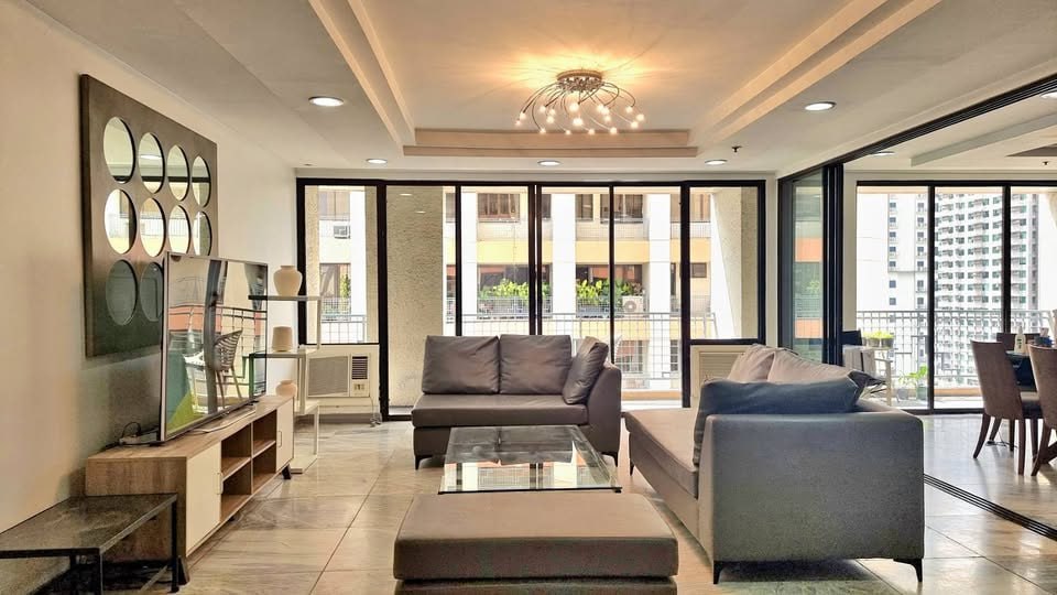 Condo For Rent in Poblacion