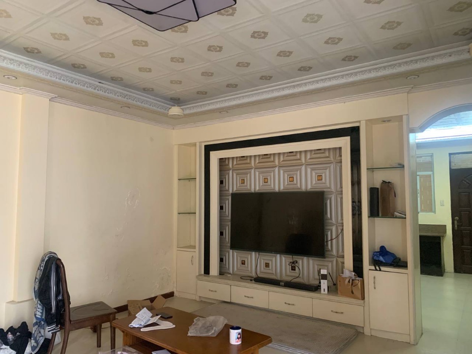Villa For Rent in Tambo