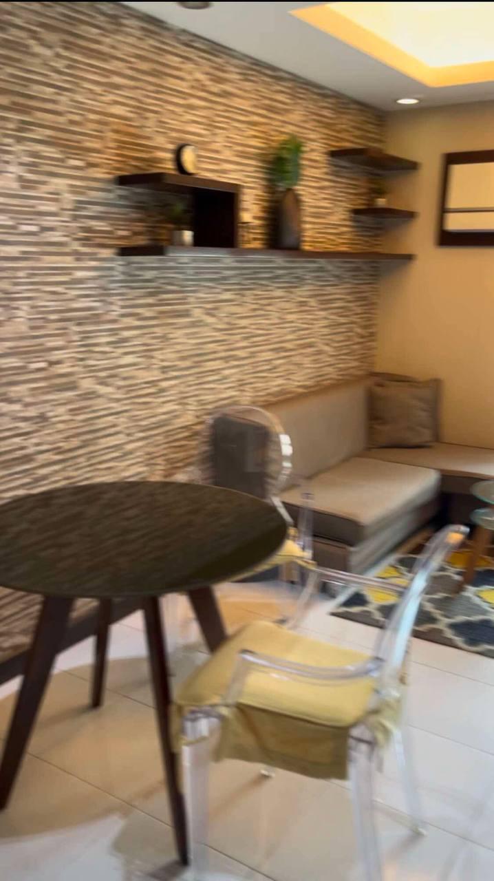 GATEWAY REGENCY STUDIOS