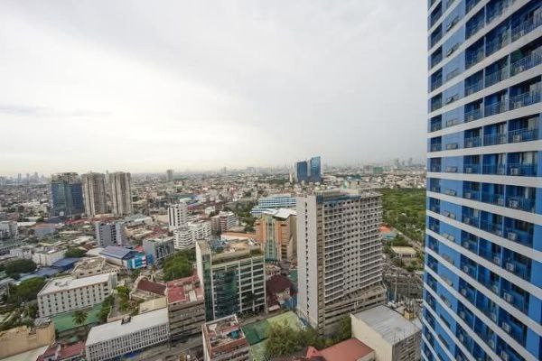 AIR RESIDENCES
