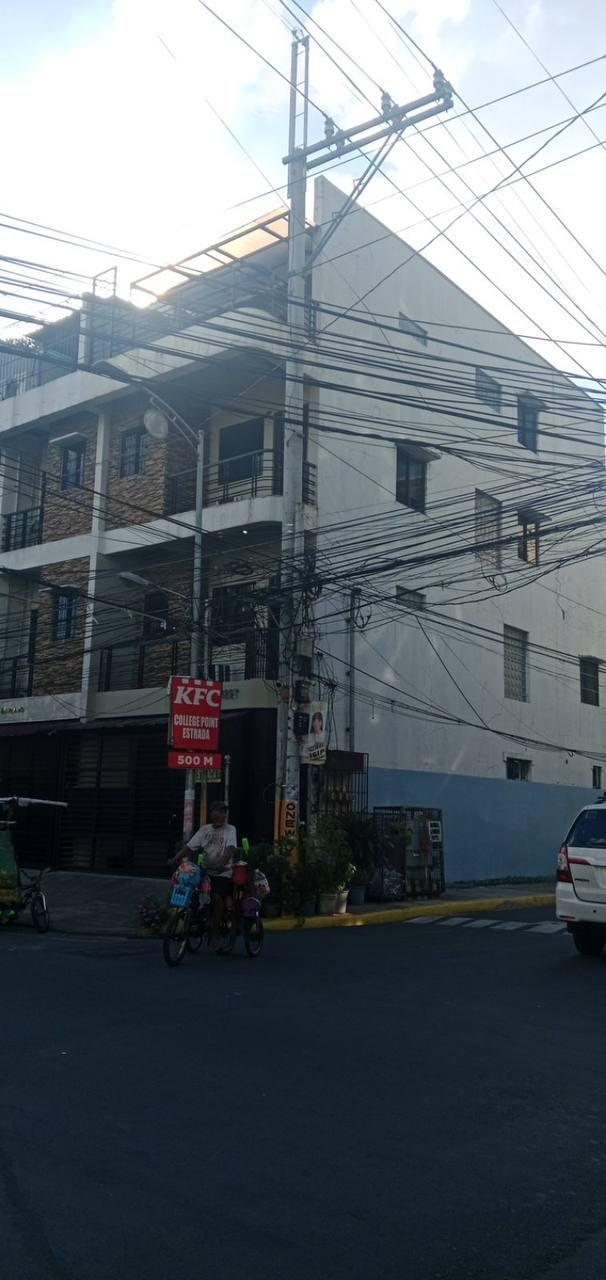 TOWNHOUSE MANILA