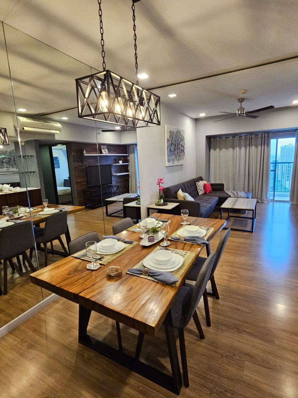 Condo For Rent in Bonifacio Global City
