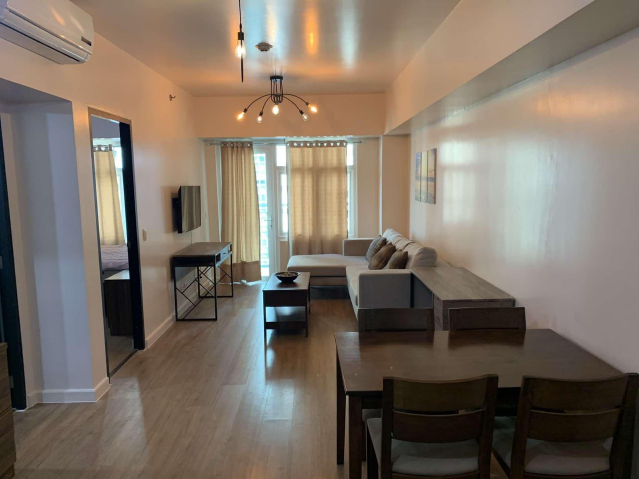 Apartment For Sale in Bonifacio Global City
