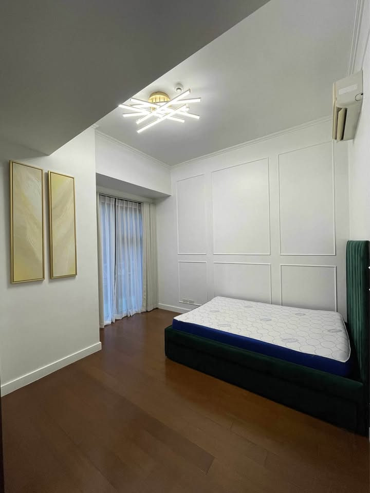 GRAND HYATT MANILA  RESIDENCES