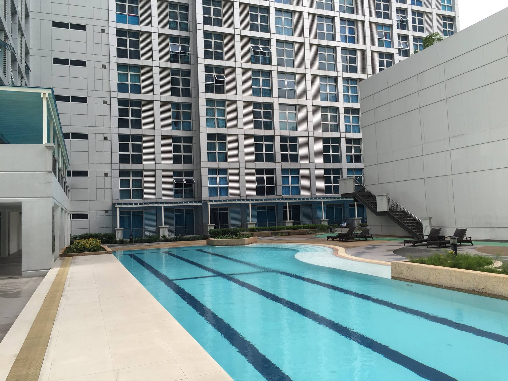 THE LINEAR MAKATI