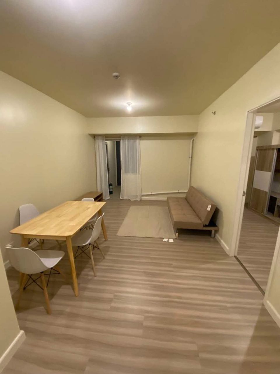 Apartment For Rent in Western Bicutan
