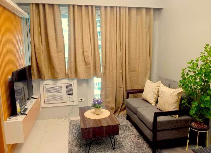 Apartment For Sale in Bonifacio Global City