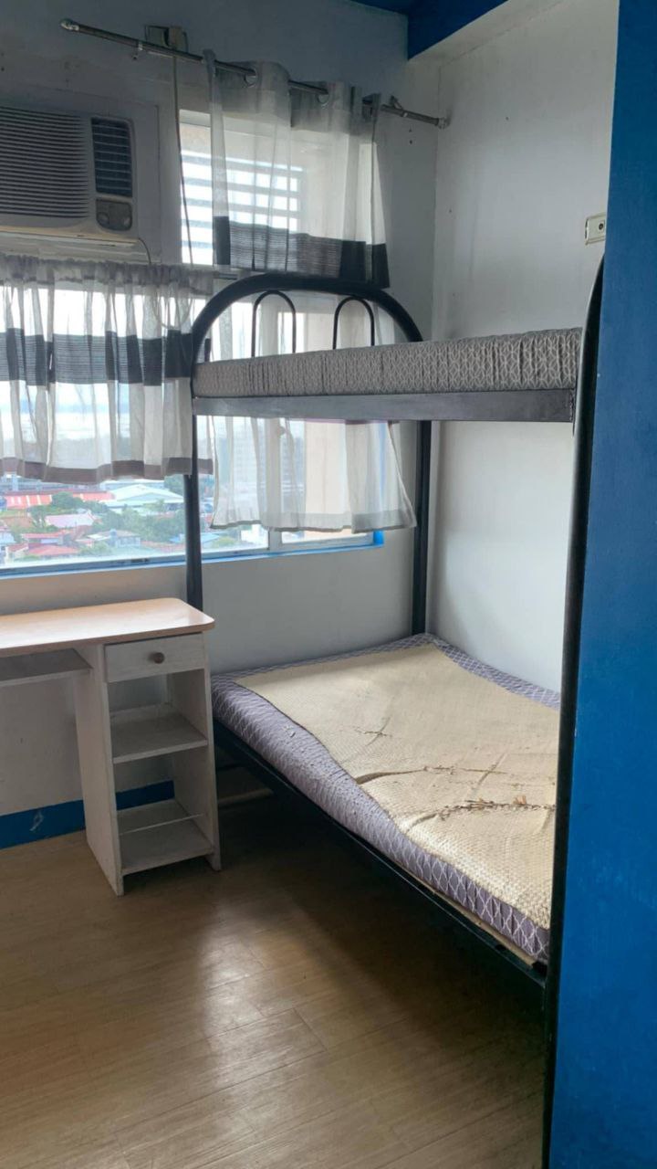 Condo For Rent in Alabang