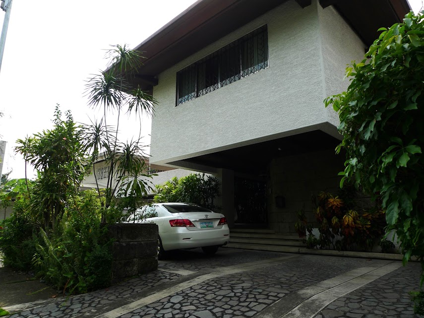 Villa For Rent in Dasmariñas