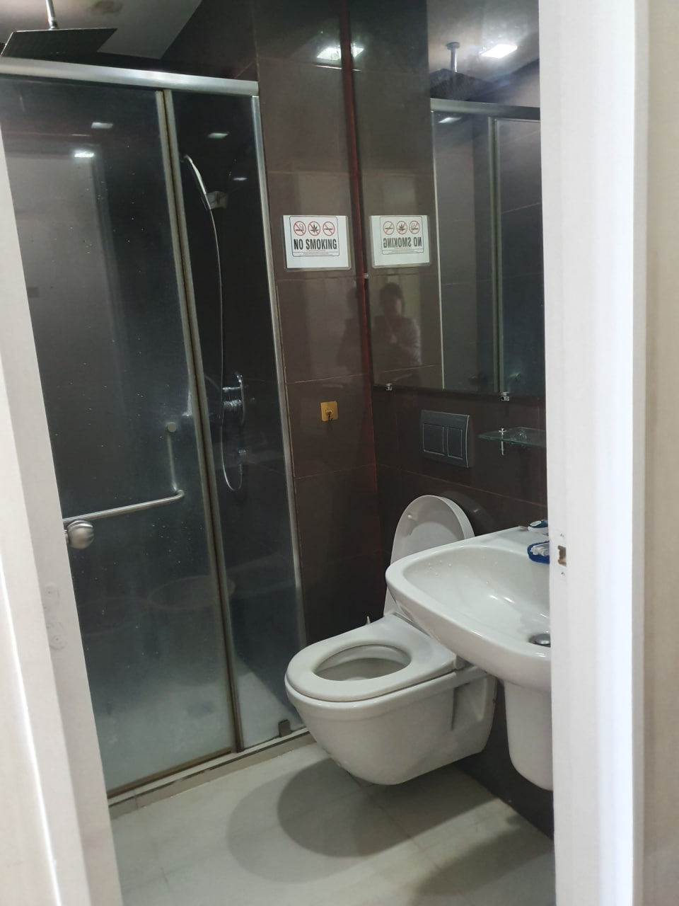 Acqua Private Residences	L