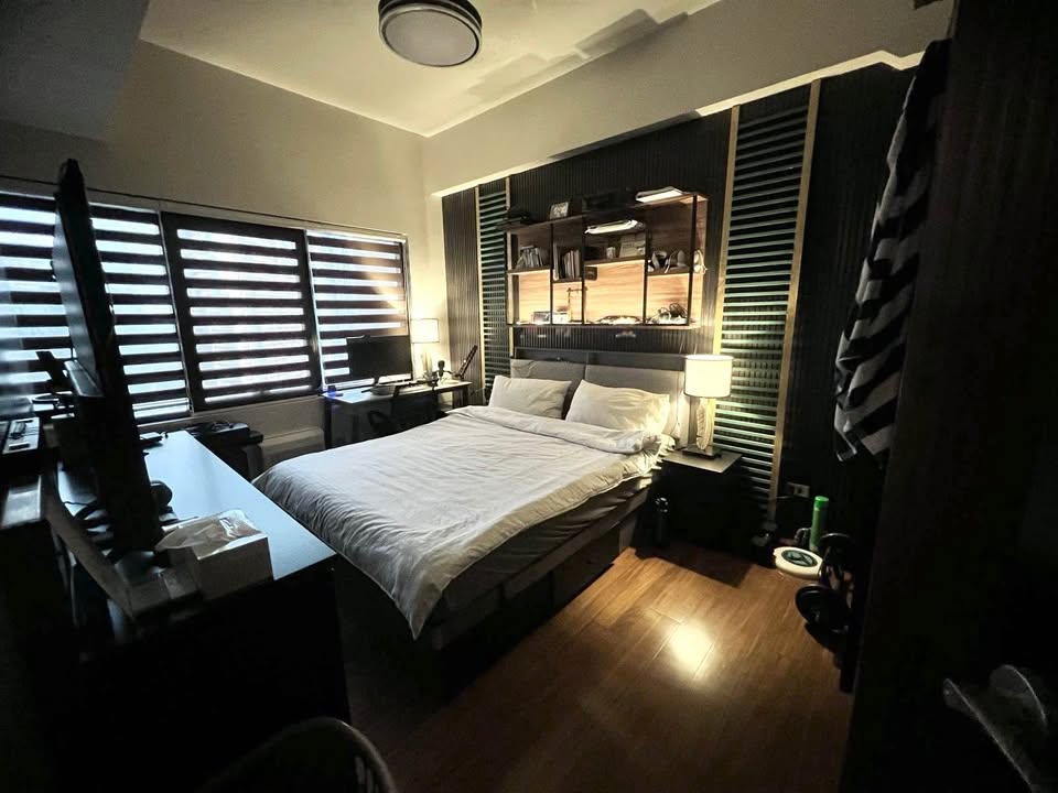 The Infinity, BGC