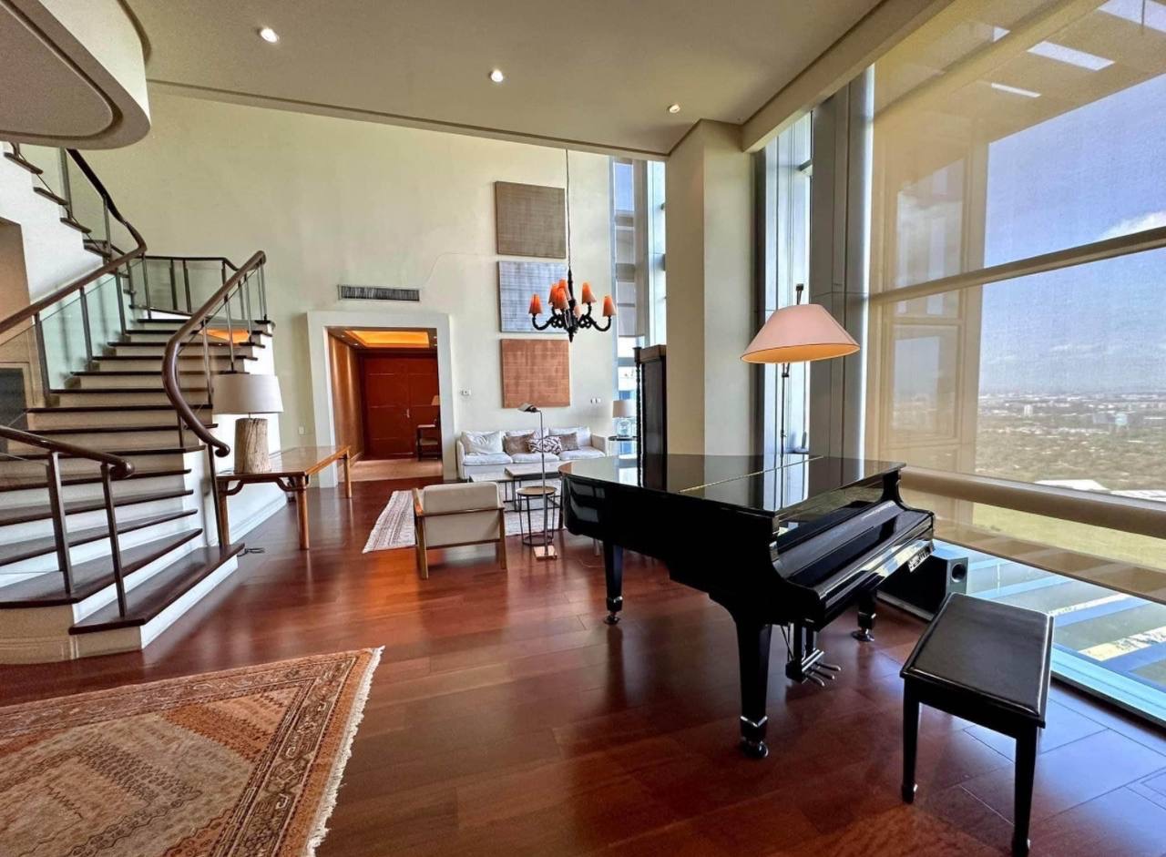 Apartment For Rent in Bonifacio Global City