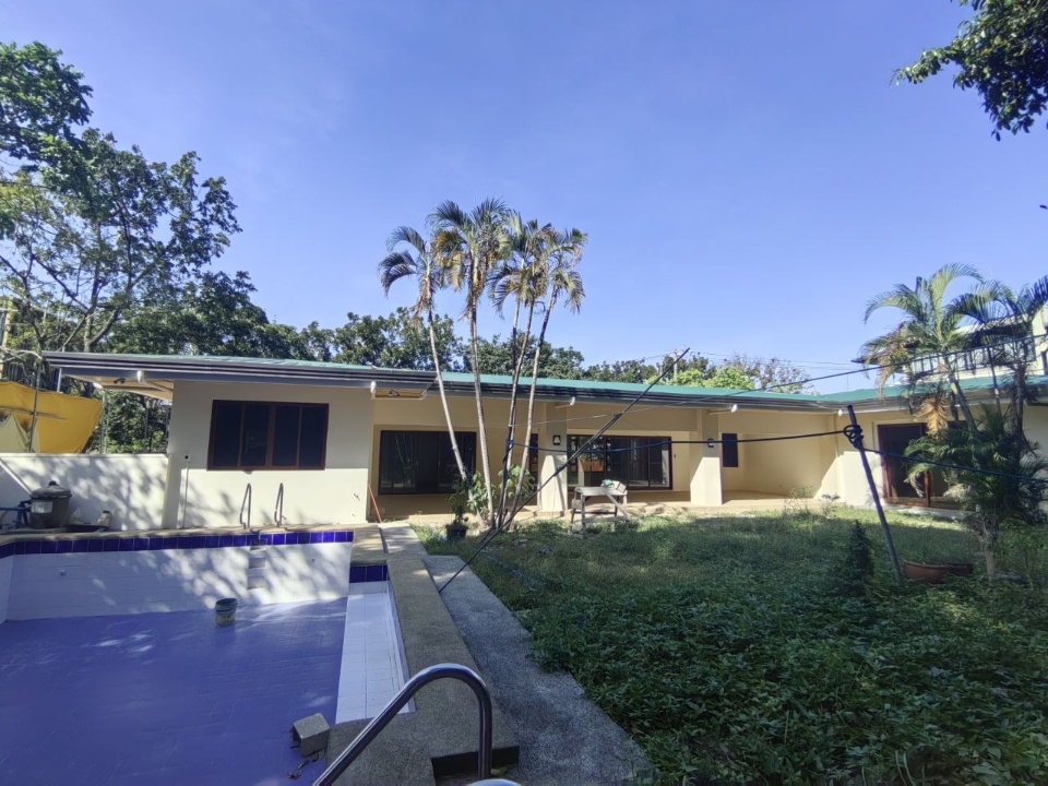 Villa For Rent in Dasmariñas