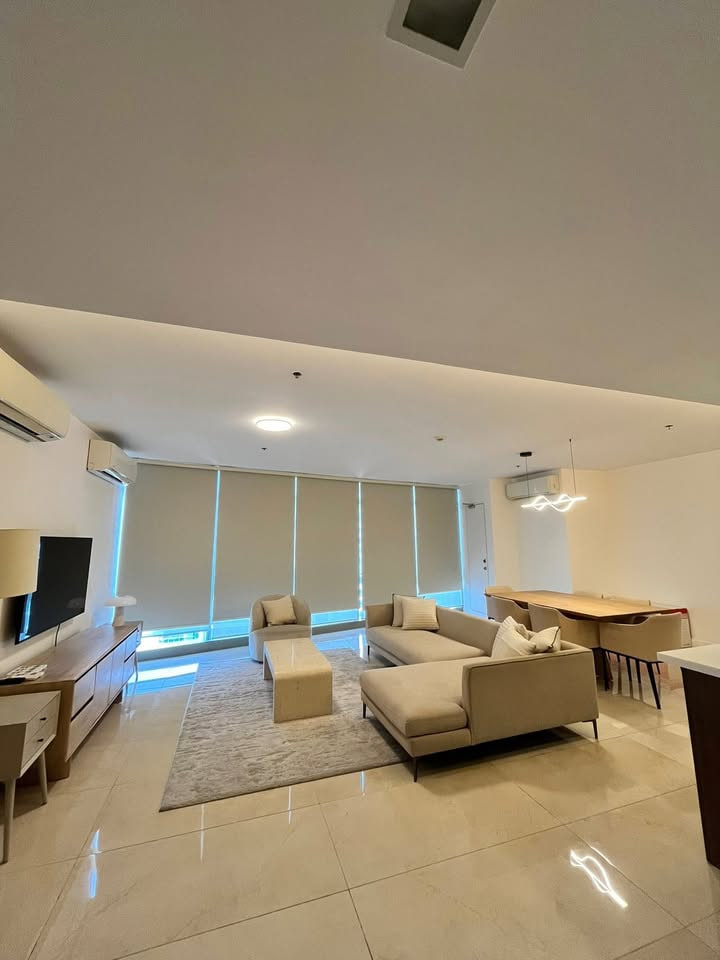 Condo For Sale in Bonifacio Global City