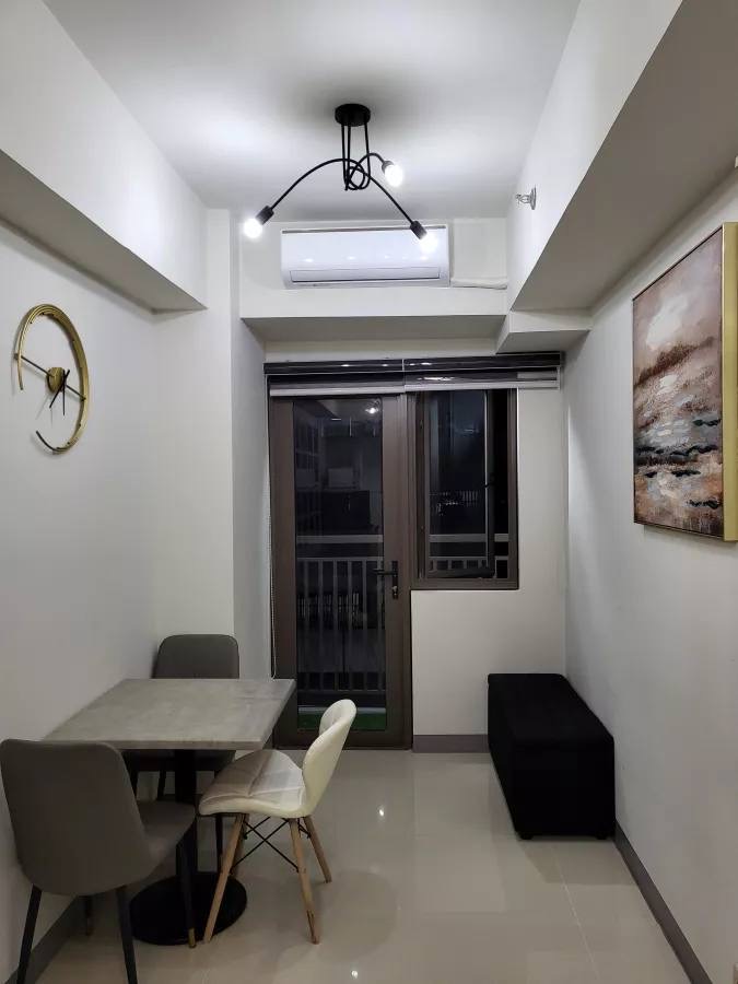 Apartment For Rent in Pasay Rotonda