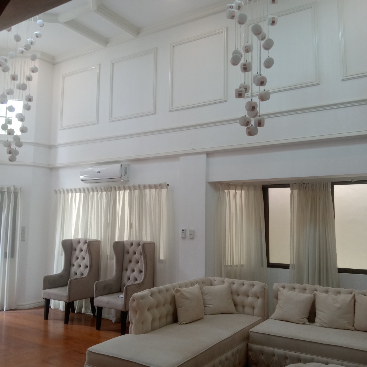 Villa For Rent in Ayala Alabang