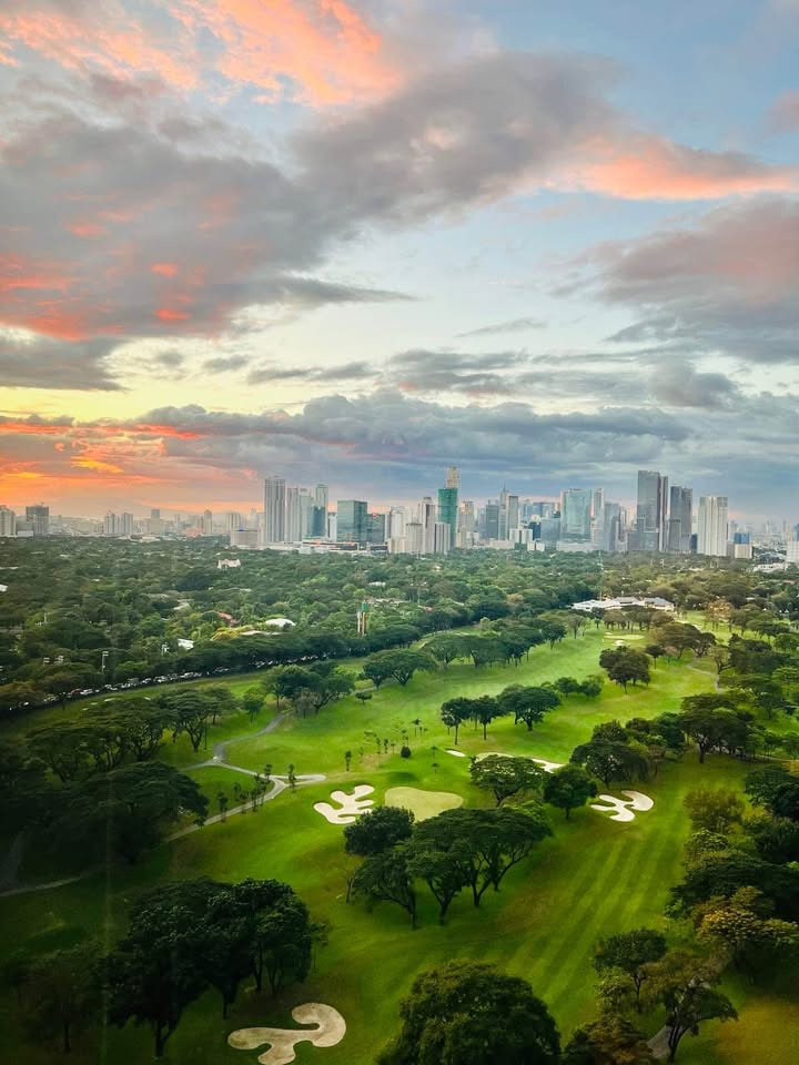 Condo For Sale in Bonifacio Global City