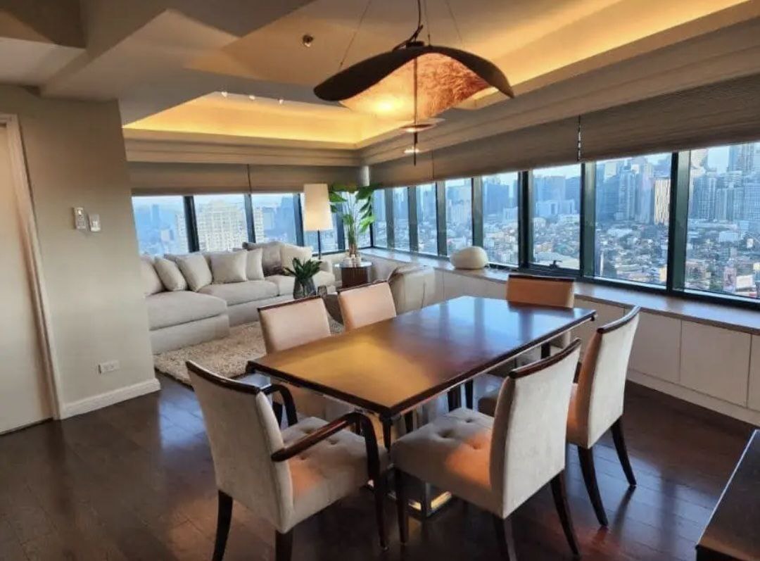 ONE ROCKWELL EAST