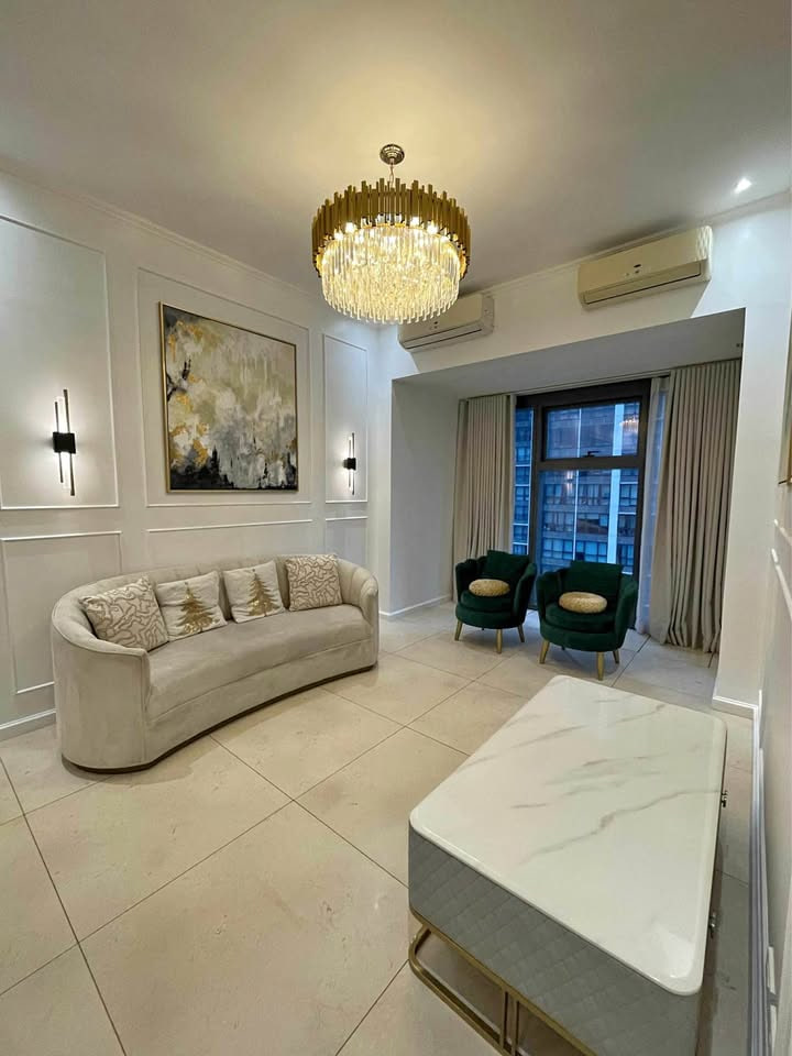 GRAND HYATT MANILA  RESIDENCES