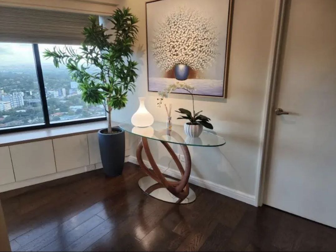 ONE ROCKWELL EAST