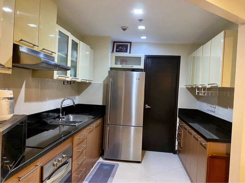 ONE CENTRAL CONDOMINIUM