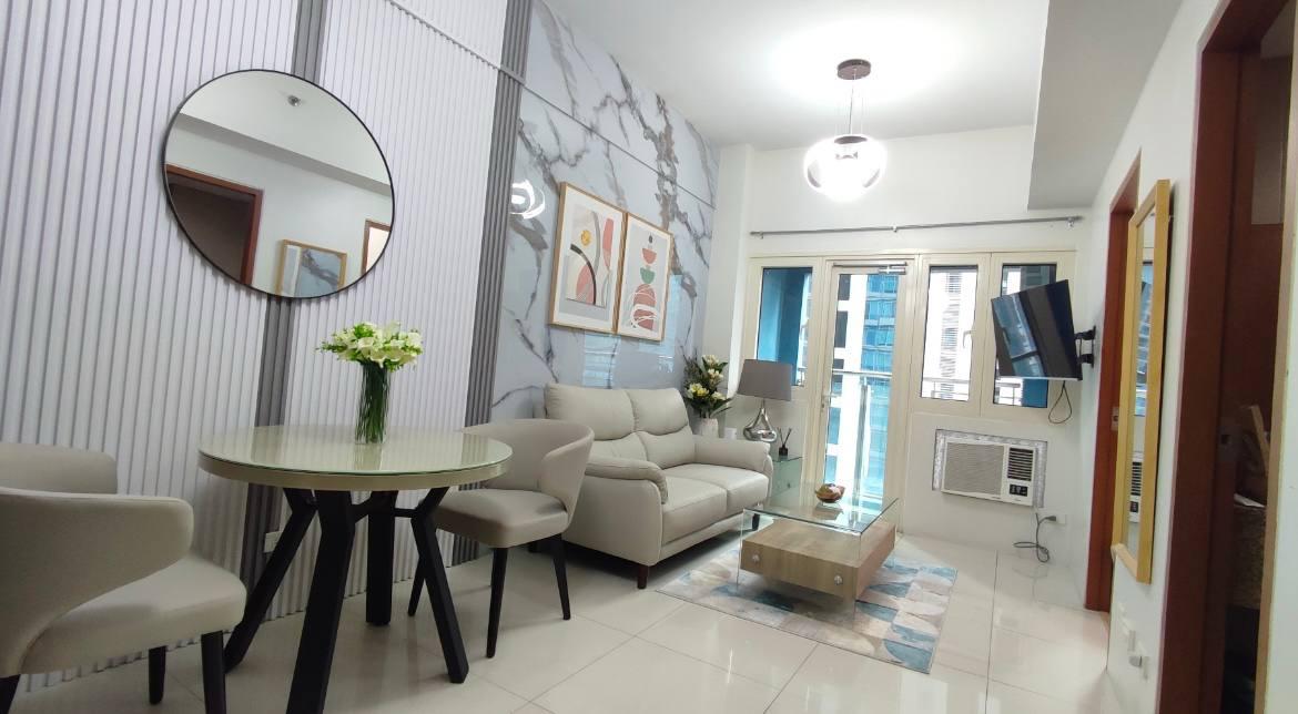 Apartment For Sale in Bonifacio Global City