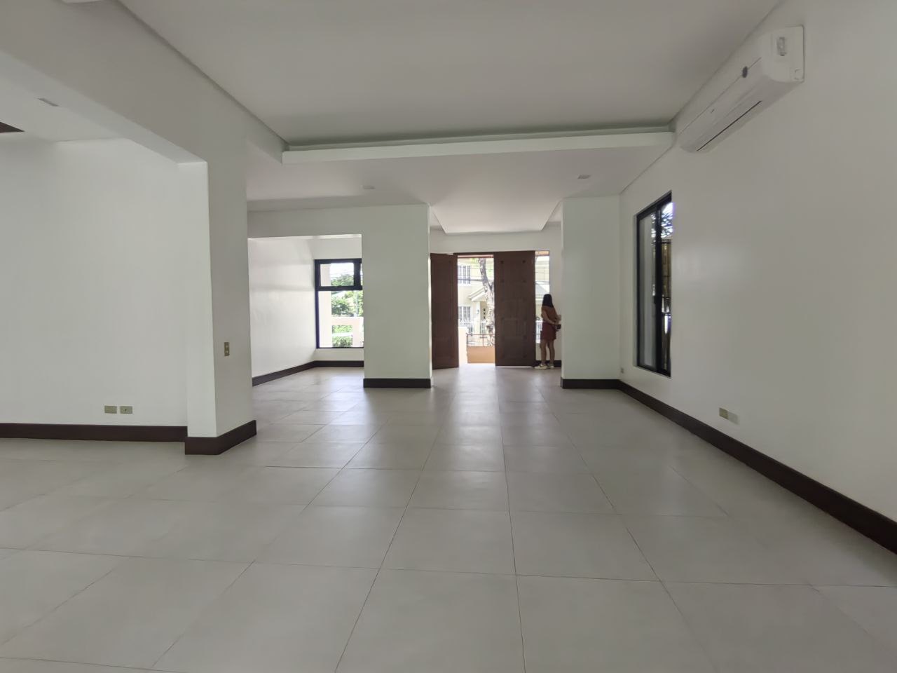 Apartment For Rent in Ayala Alabang