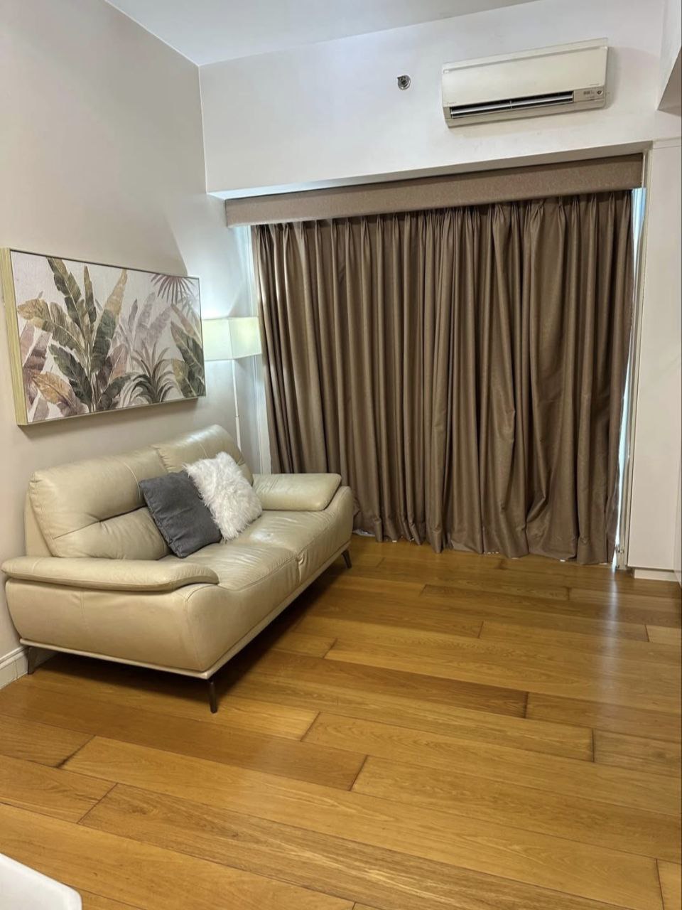 Apartment For Rent in Salcedo Village