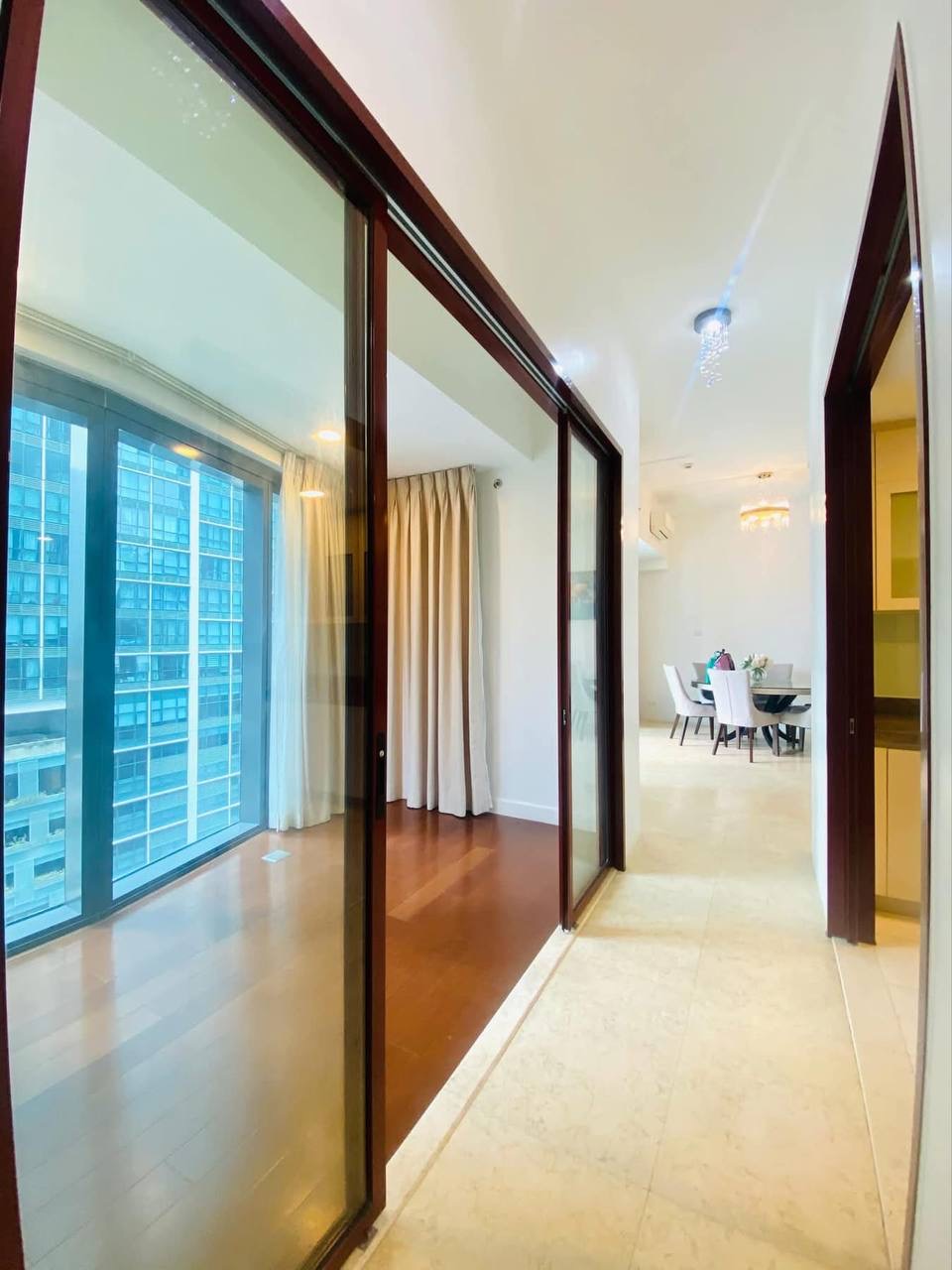 GRAND HYATT MANILA  RESIDENCES