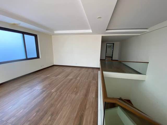 Apartment For Rent in Bel-Air
