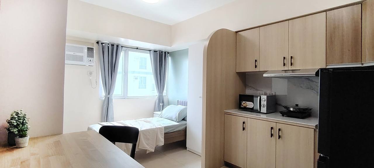 Apartment For Sale in Western Bicutan