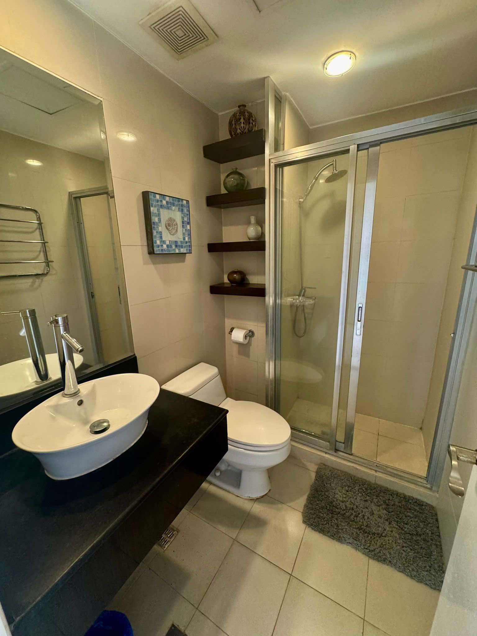 Condo For Rent in Bonifacio Global City