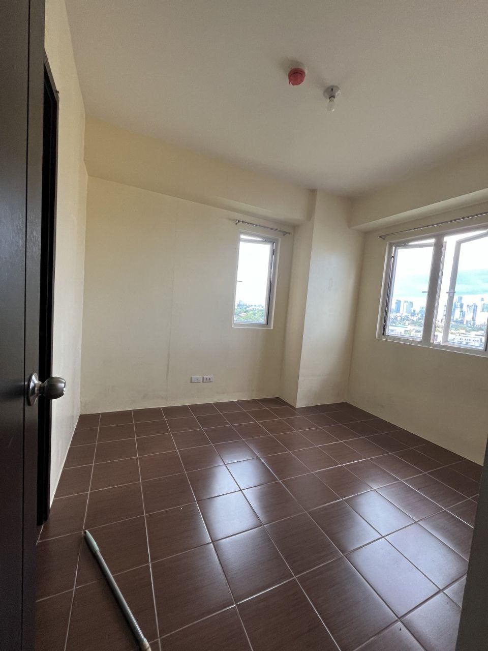 Condo For Rent in Kapitolyo