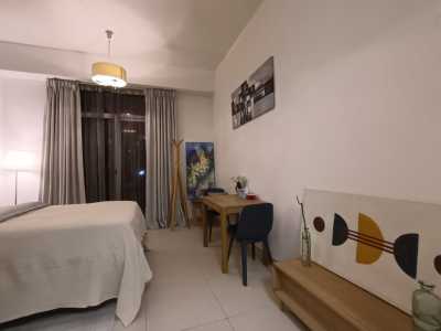 Azizi Candace Acacia